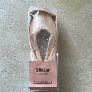 Brand New Nikolay “3007” Pointe Shoes
